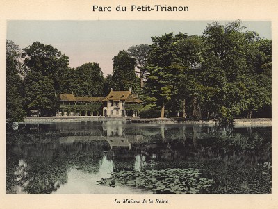 Версаль. Парк Малого Трианона и дом королевы. Из альбома фотогравюр Versailles et Trianons. Париж, 1910-е гг.