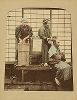 Парикмахерская. Крашенная вручную японская альбуминовая фотография эпохи Мэйдзи (1868-1912). 