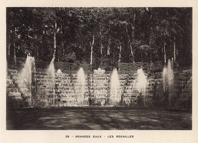 Версаль. Большая вода. Каскад "Рокайль". Фототипия из альбома Le Chateau de Versailles et les Trianons. Париж, 1900-е гг.