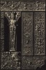 Резьба по дереву и камню (образцы из зала ратуши Нюрнберга и замка в Хайдельберге) (лист 77 альбома "Сокровищница орнаментов...", изданного в Штутгарте в 1889 году)