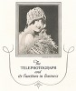 Телефотография: дама в пышном боа и шляпке по моде 1920-х годов. 