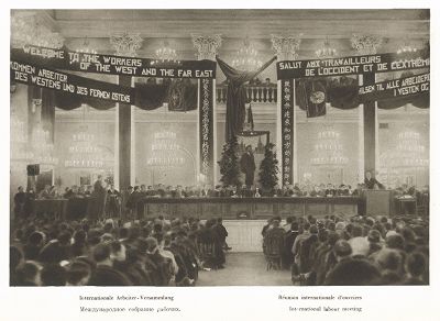 Международное собрание рабочих. Лист 121 из альбома "Москва" ("Moskau"), Берлин, 1928 год